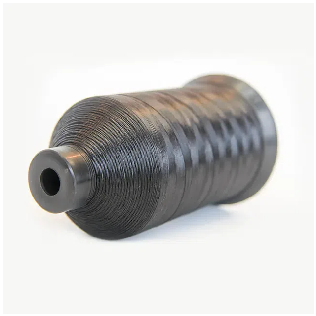 لماذا يعد خيط الخياطة النايلون هو الخيار الأفضل لتطبيقات النسيج الشاقة